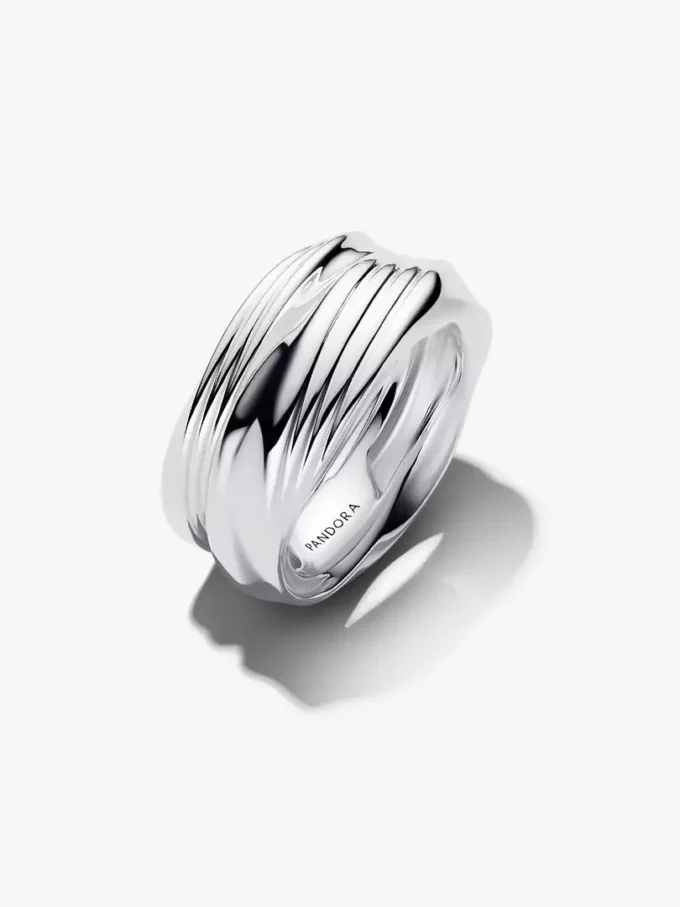 Zweifarbige Ringe „Twists & Turns“ (2er-Set) Zweifarbige Ringe „Twists & Turns“ (2er-Set)