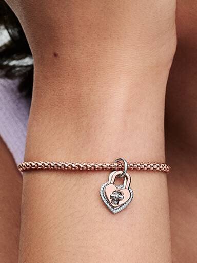Zweifarbiger, drehbarer Herz-Dangle Charm – Sterlingsilber, 14 Karat Roségold-Beschichtung Zweifarbiger, drehbarer Herz-Dangle Charm – Sterlingsilber, 14 Karat Roségold-Beschichtung