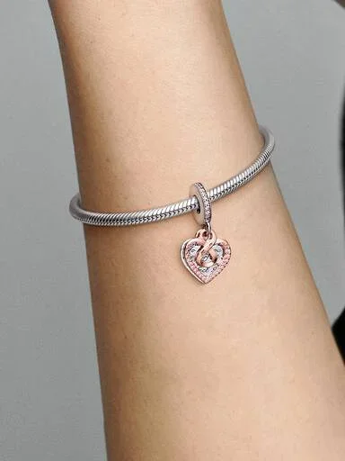 Zweifarbiger Infinity-Herz-Dangle Charm – Sterlingsilber, 14 Karat Roségold-Beschichtung Zweifarbiger Infinity-Herz-Dangle Charm – Sterlingsilber, 14 Karat Roségold-Beschichtung